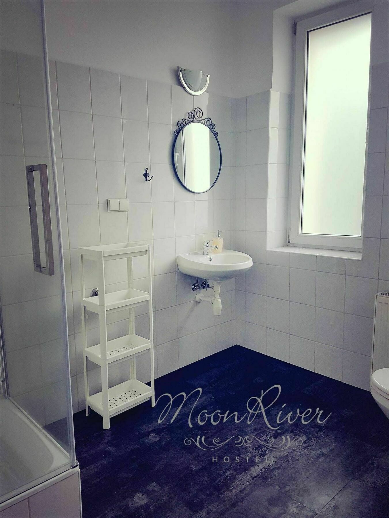 Moonriver Inn Varsovia Exterior foto